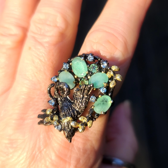 Gorgeous Sterling & Rhodium bird in a nest of Emeralds Peridot & Aquamarines - Picture 6 of 8